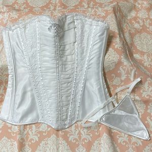 Woman size S white camisole with silver accents and thong